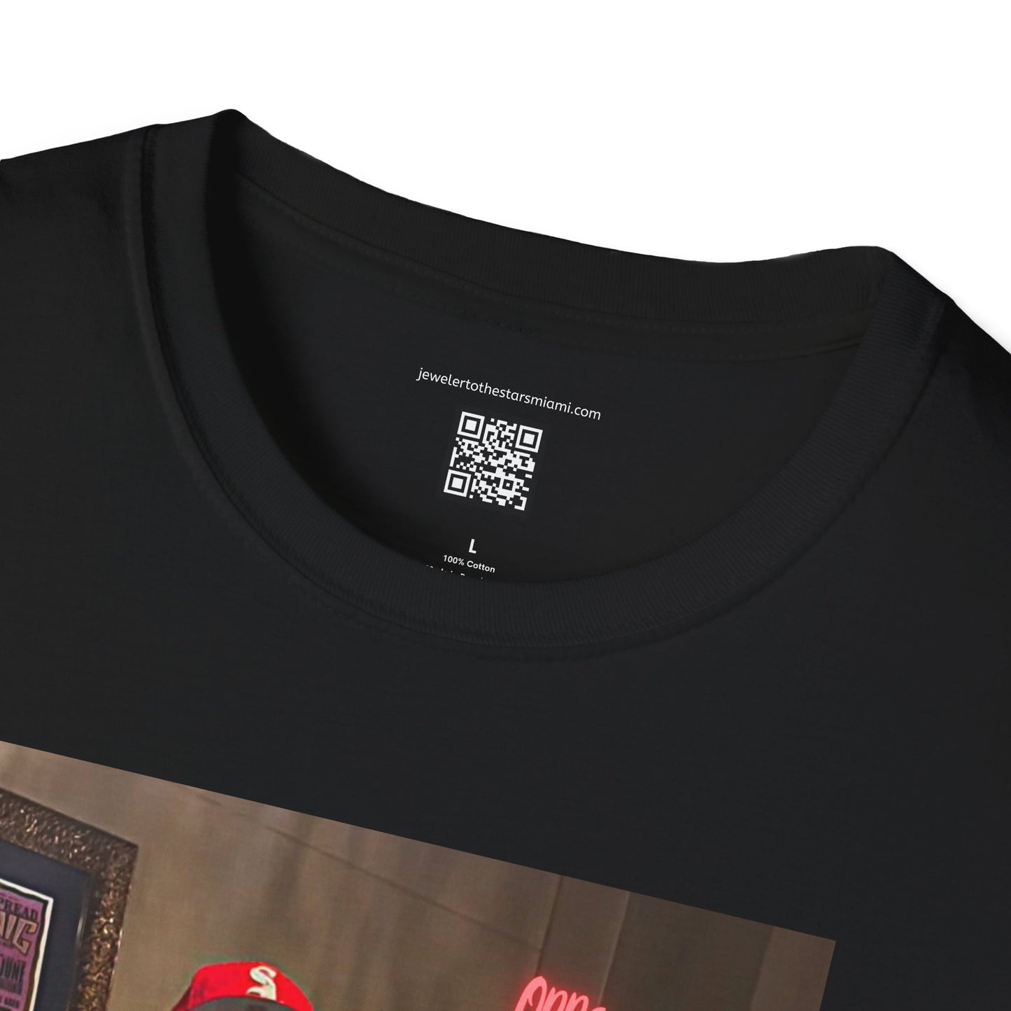 The Biggest Rodriguez - Tell yo Opps we do Grillz - Street Style Graphic Tee - Bold Statement T-Shirt for Trendsetters